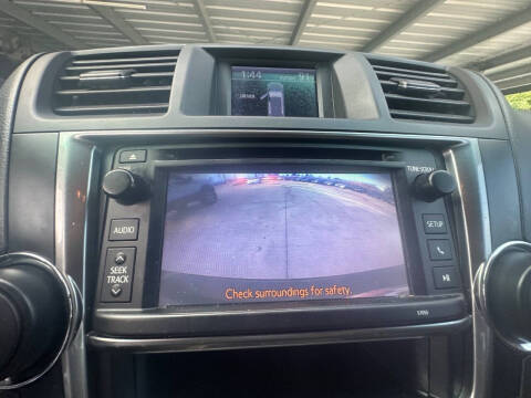 2013 Toyota Highlander SE