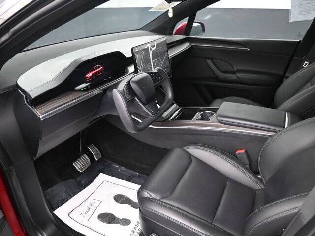 2023 Tesla Model X Standard Range