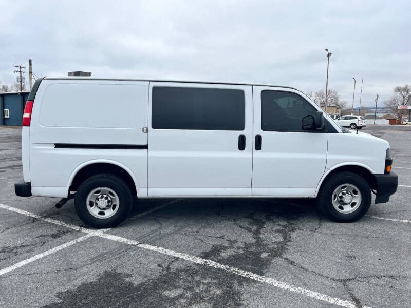 2018 Chevrolet Express 2500