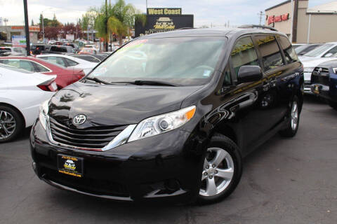 2012 Toyota Sienna