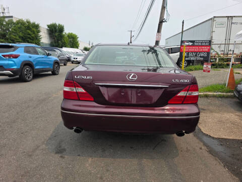 2005 Lexus LS 430