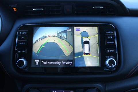 2021 Nissan Kicks SR