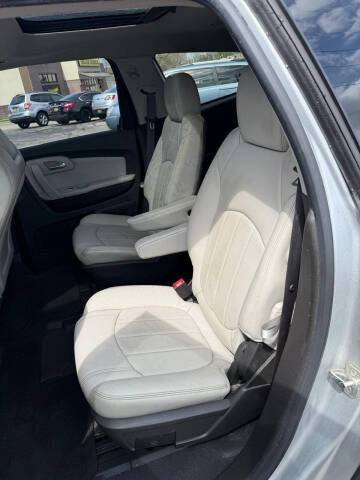 2011 Chevrolet Traverse LTZ