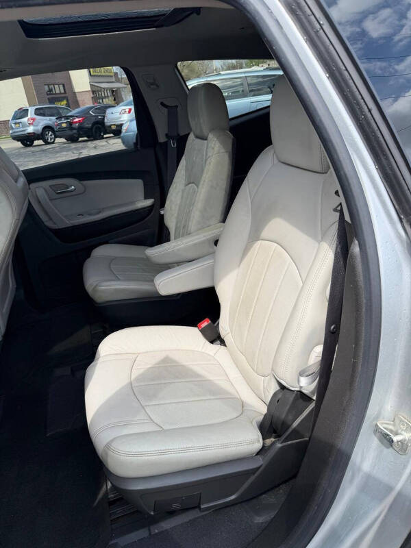 2011 Chevrolet Traverse LTZ