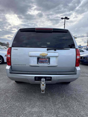 2013 Chevrolet Suburban LS