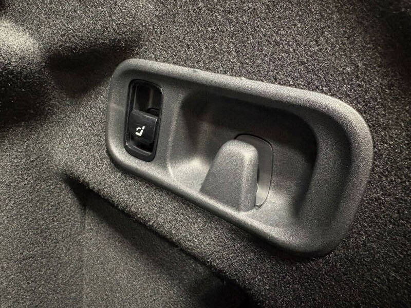 2024 Mercedes-Benz C-Class AMG C 43