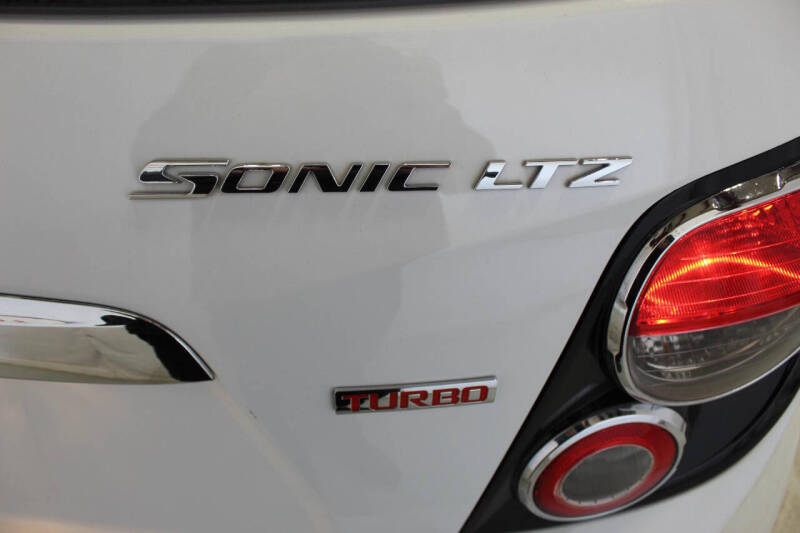 2016 Chevrolet Sonic LTZ Auto