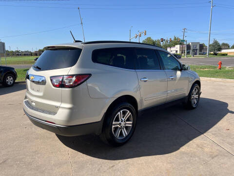 2017 Chevrolet Traverse LT