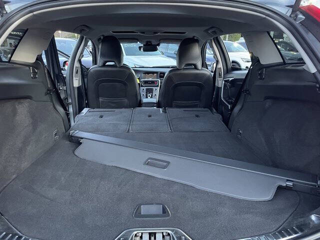 2018 Volvo V60 Cross Country T5 Premier