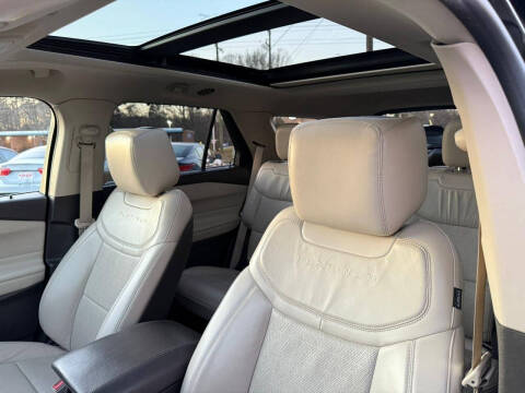 2020 Ford Explorer Platinum