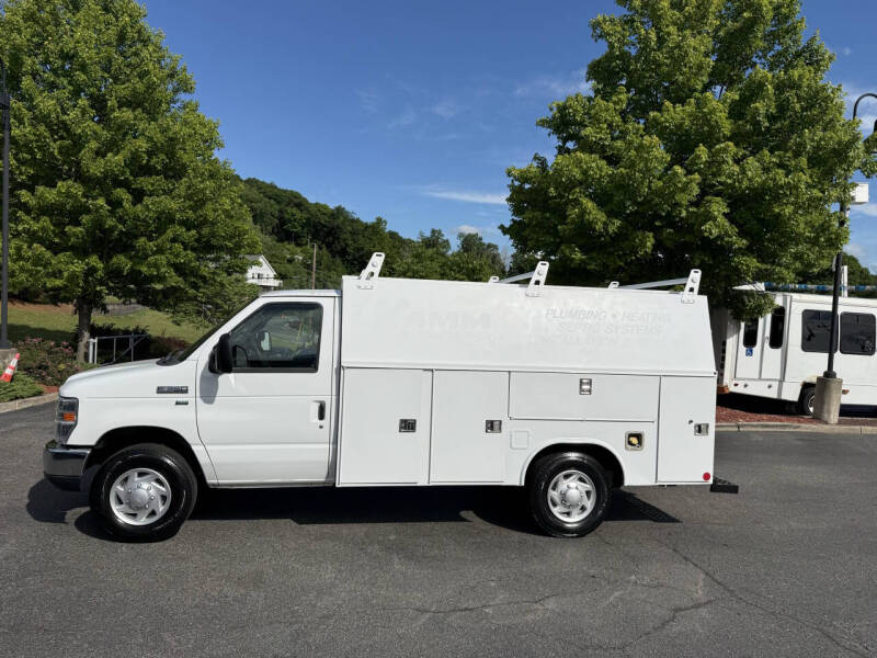 2014 Ford E-Series E-350 SD