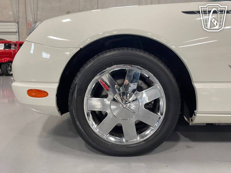 2003 Ford Thunderbird