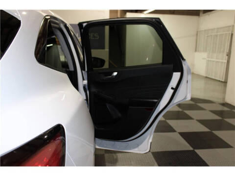 2021 Ford Escape Hybrid SE