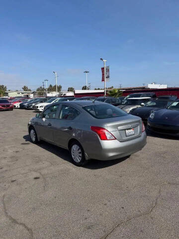 2012 Nissan Versa