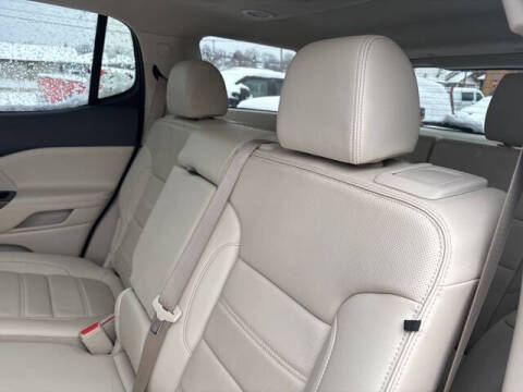 2021 GMC Acadia Denali