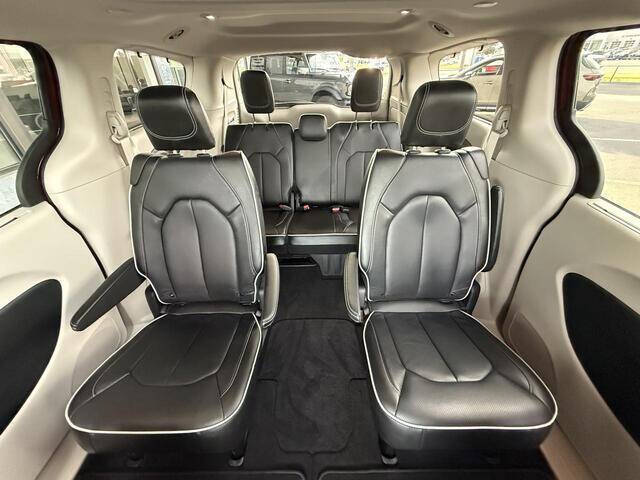 2022 Chrysler Pacifica Limited