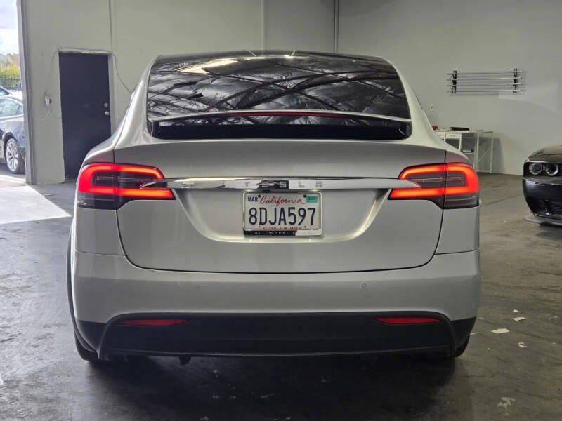 2018 Tesla Model X 75D