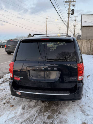 2011 Dodge Grand Caravan Crew