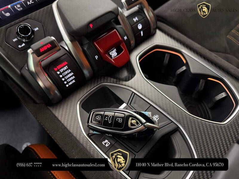2023 Lamborghini Urus S