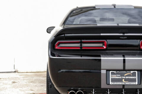 2012 Dodge Challenger SRT8 392