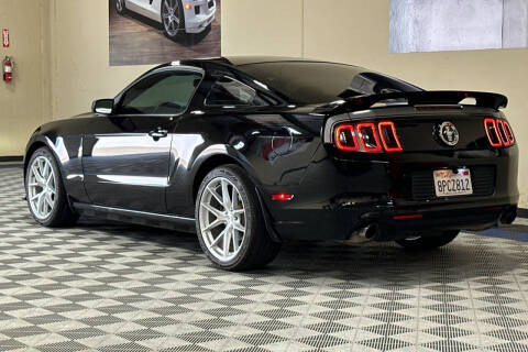 2014 Ford Mustang V6