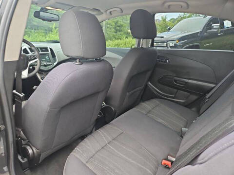 2017 Chevrolet Sonic LT Auto