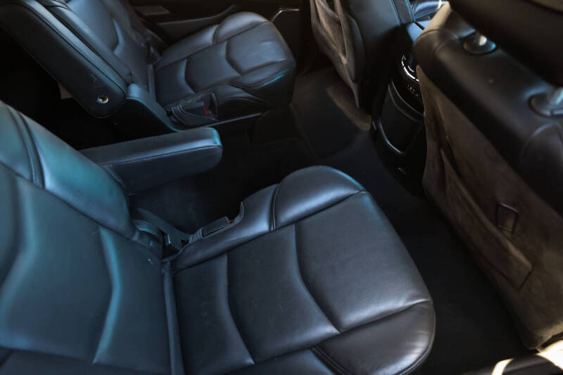 2016 Cadillac Escalade Platinum