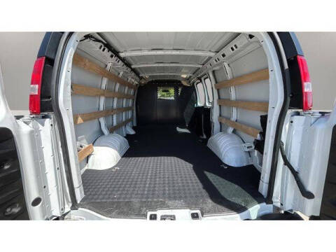 2024 Chevrolet Express 2500