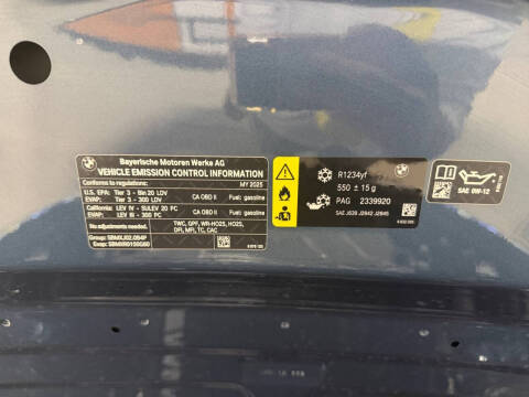 2025 BMW 3 Series 330i