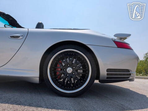 2004 Porsche 911 Carrera 4S