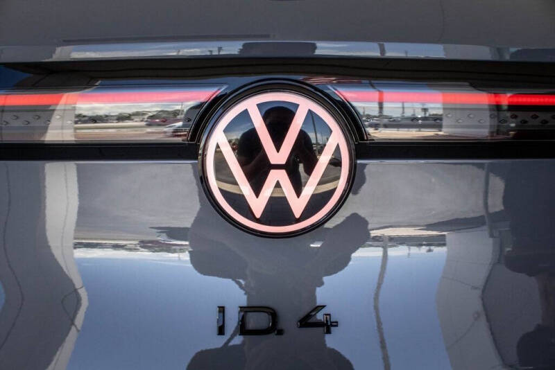2025 Volkswagen ID.4 Pro S Plus