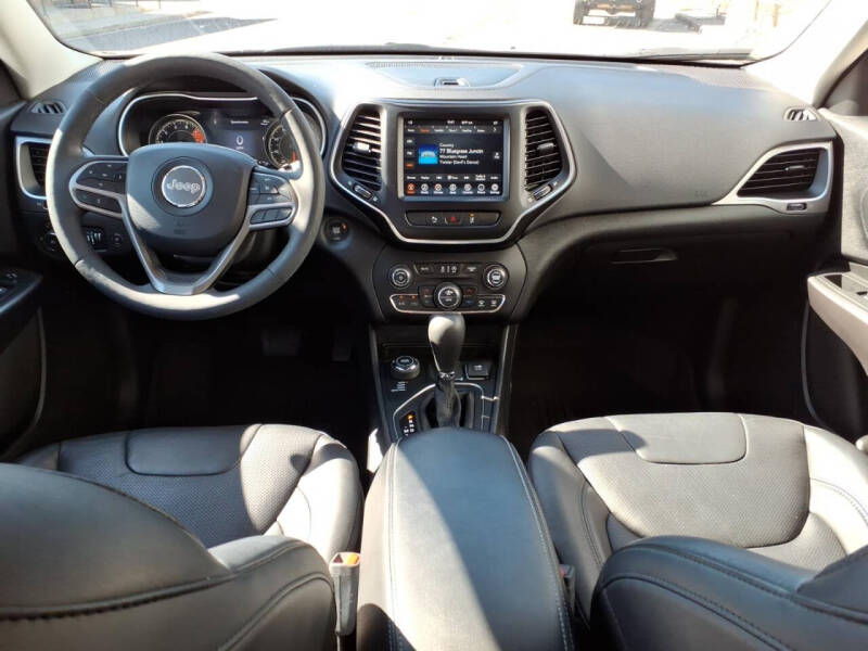 2021 Jeep Cherokee Latitude Lux
