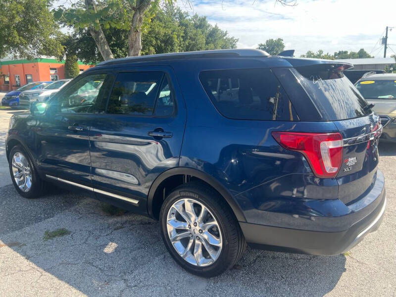 2017 Ford Explorer XLT