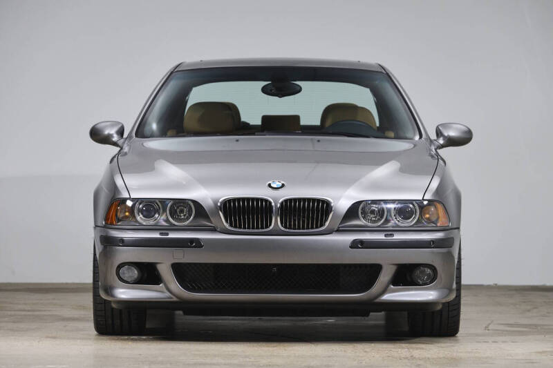 2003 BMW M5