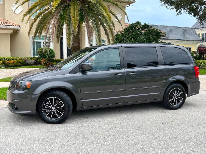 2016 Dodge Grand Caravan for sale at B2 AUTO SALES in Pompano Beach, FL