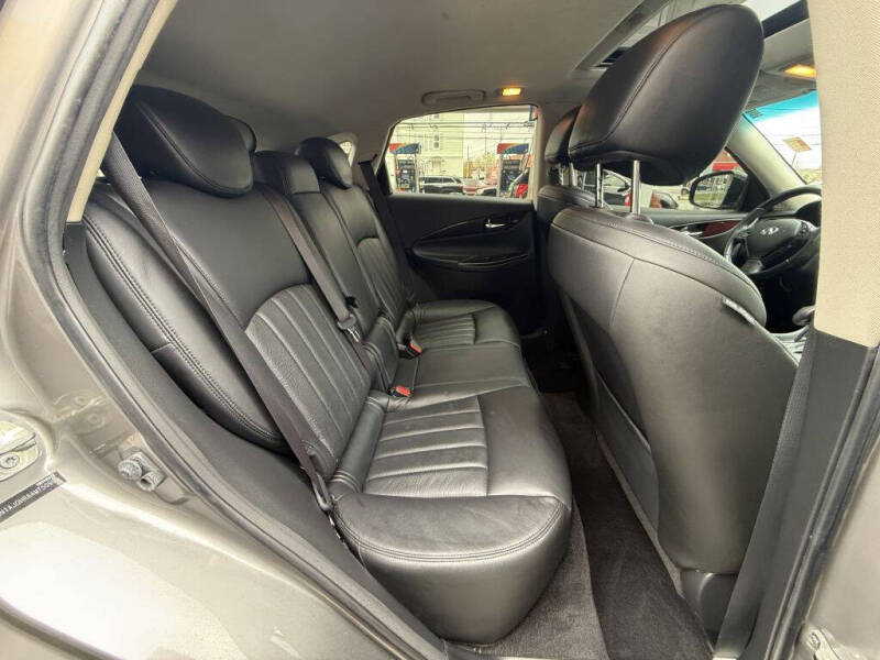 2010 Infiniti EX35
