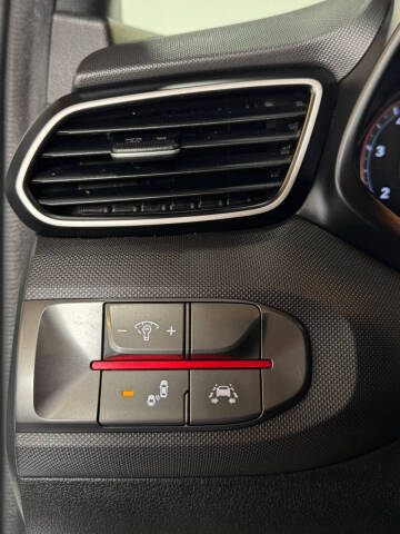 2019 Hyundai Veloster