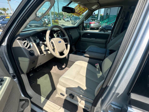 2010 Ford Expedition XLT