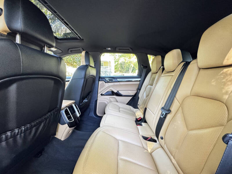 2016 Porsche Cayenne