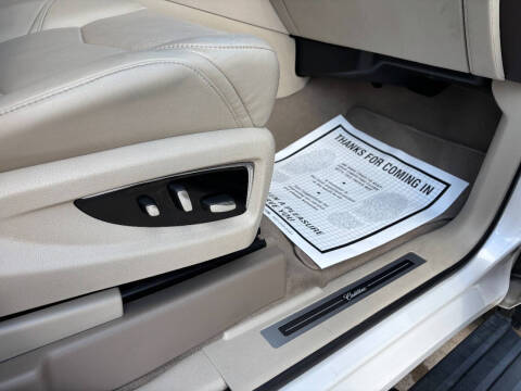 2017 Cadillac Escalade Premium Luxury