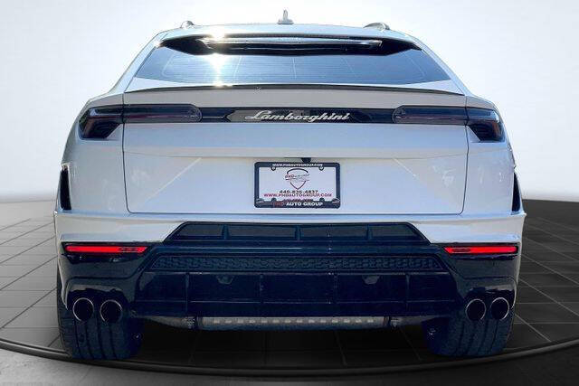 2023 Lamborghini Urus S