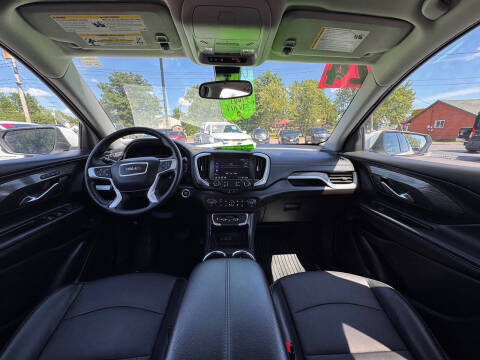 2024 GMC Terrain SLT