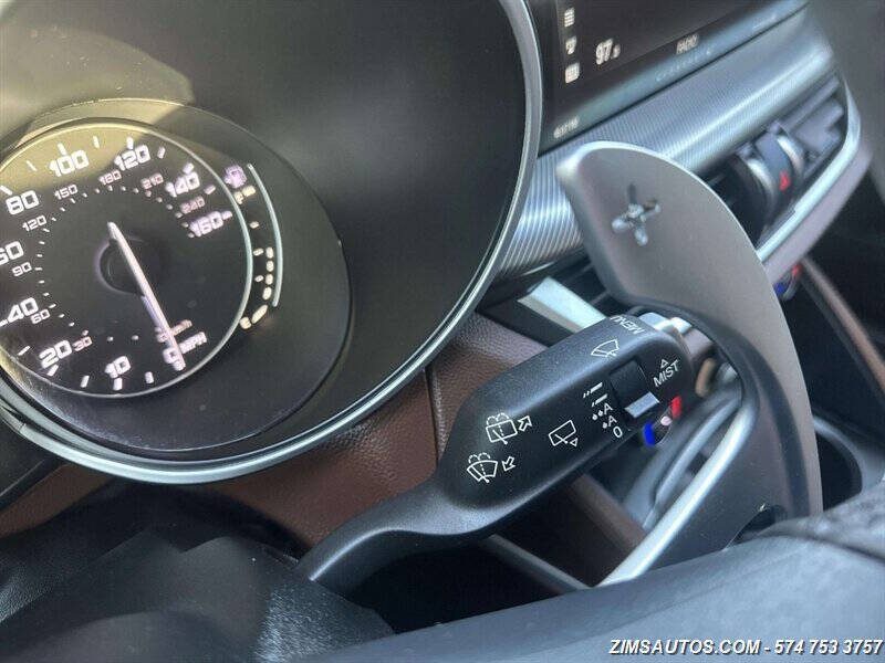 2018 Alfa Romeo Stelvio Sport