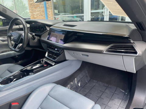 2022 Audi e-tron GT quattro Prestige