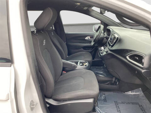 2020 Chrysler Pacifica Touring