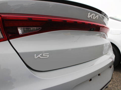 2023 Kia K5