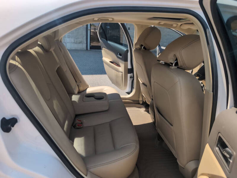 2012 Ford Fusion SEL
