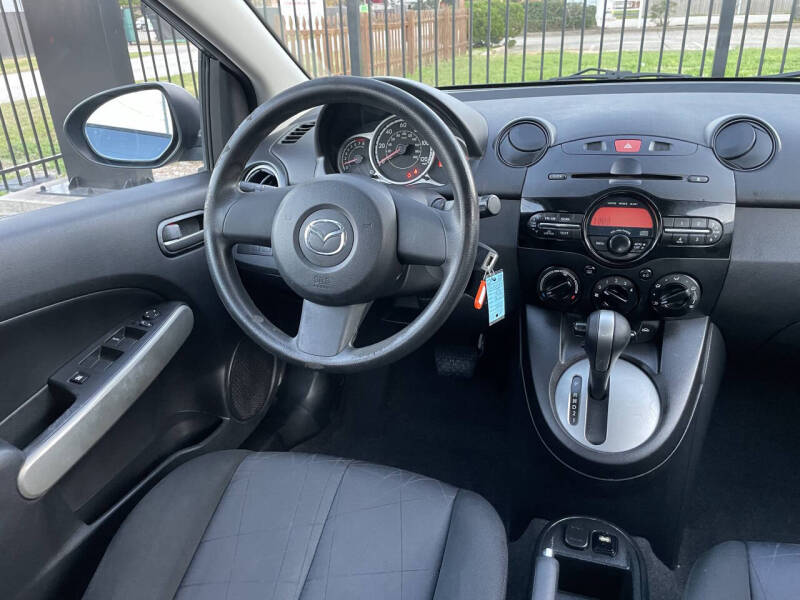 2014 Mazda MAZDA2 Sport