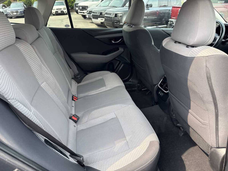 2022 Subaru Outback Premium