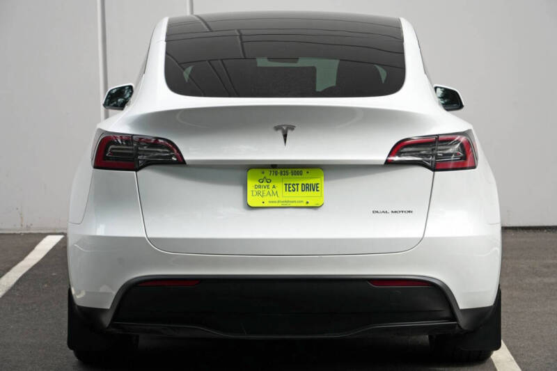 2023 Tesla Model Y Long Range